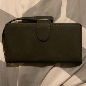 NWOT iPhone 11 Wallet Case